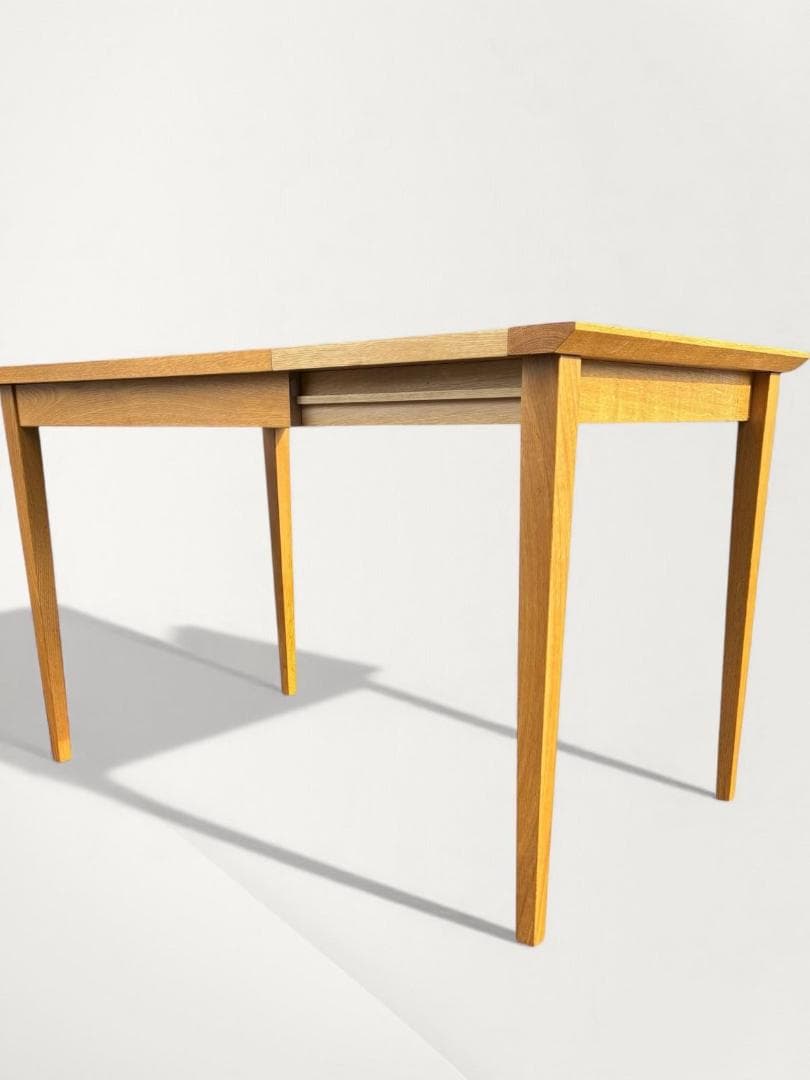 【IDC　大塚家具】　伸長式　ダイニング　テーブル　オーク材　幅84↔120