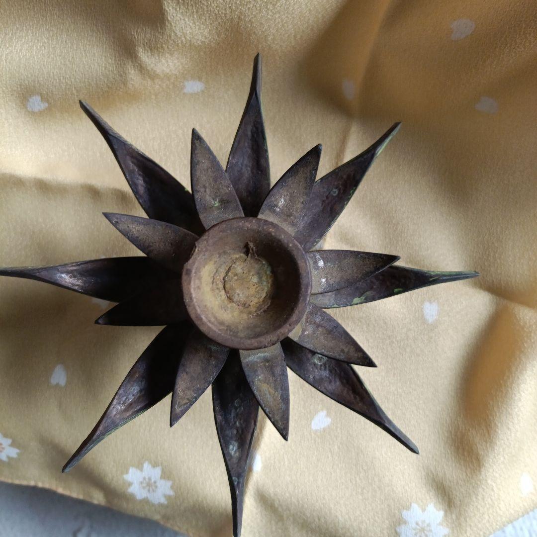 レトロ　蓮の花形開閉式真鍮製キャンドルホルダー　仏具