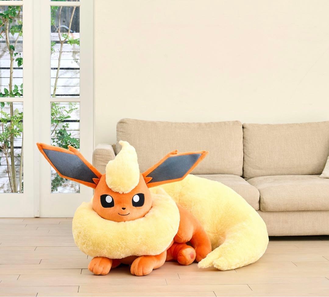 等身大　ブースター　ねそべり　ぬいぐるみ