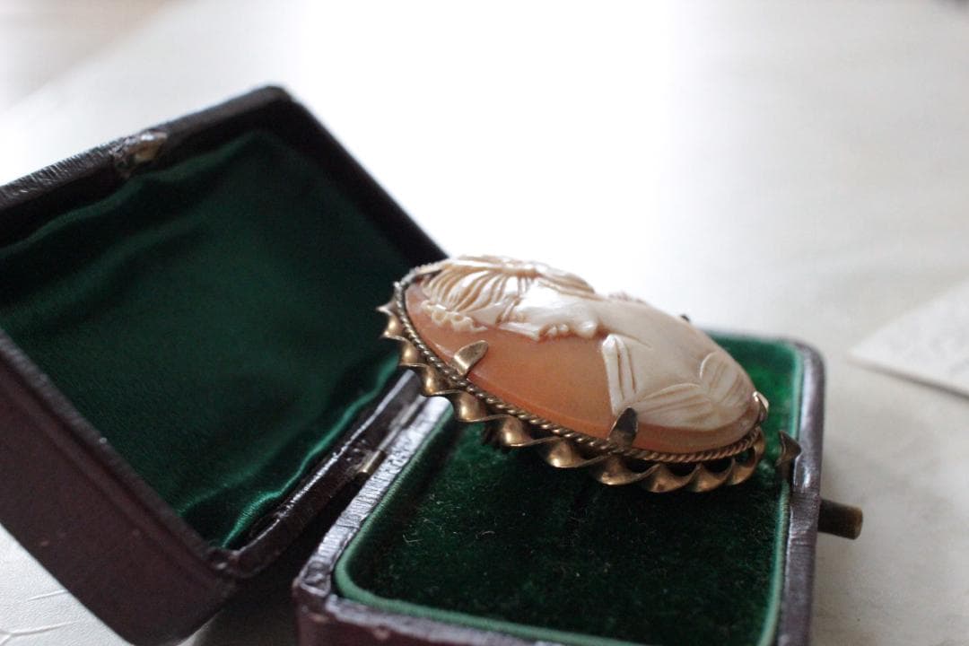 【E】アンティークシェルカメオブローチ