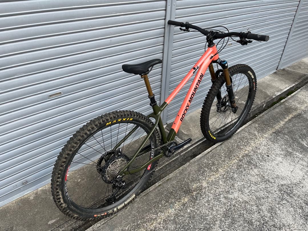 Rocky mountain Growler 40 カスタム仕様 FOX XT