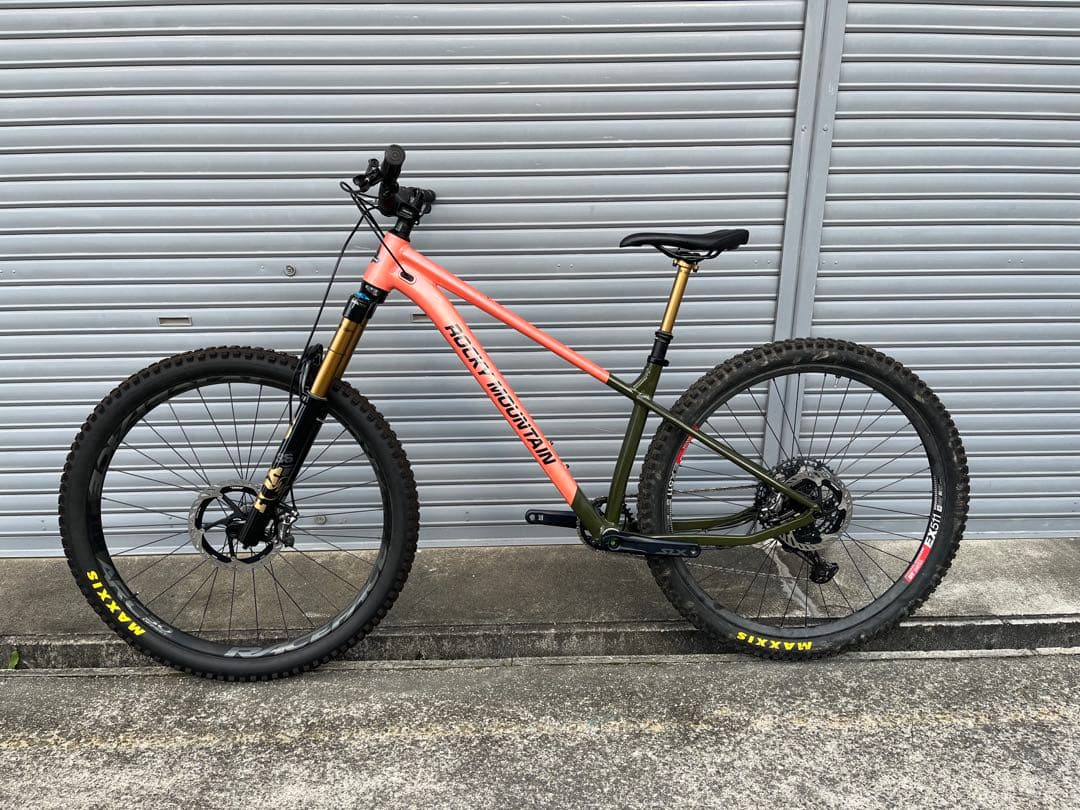 Rocky mountain Growler 40 カスタム仕様 FOX XT