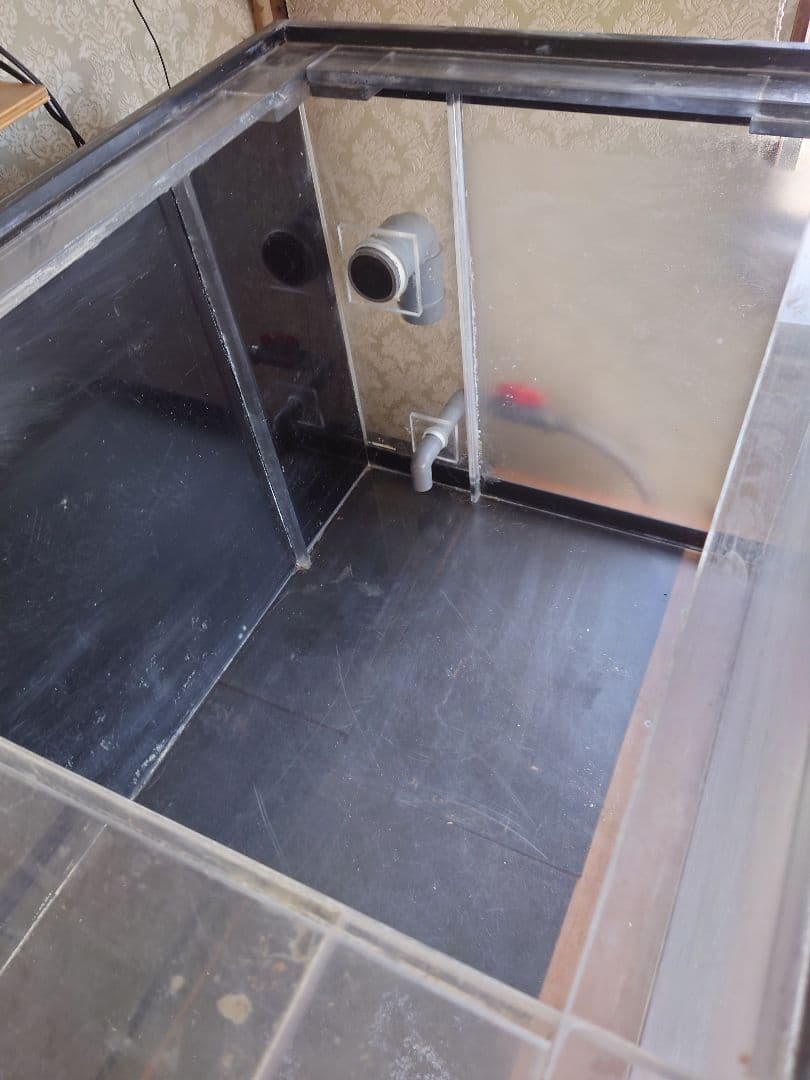 アクリル大型水槽1500x600x600