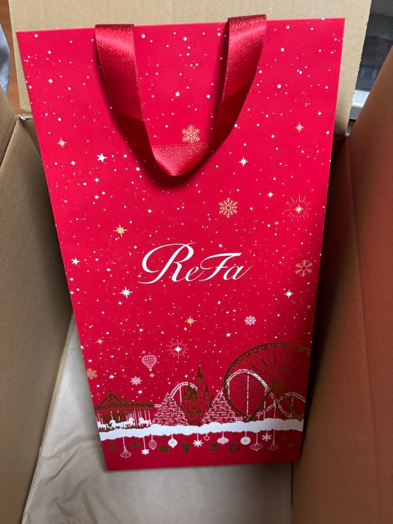 ReFa アイロン　クリスマスギフト付き