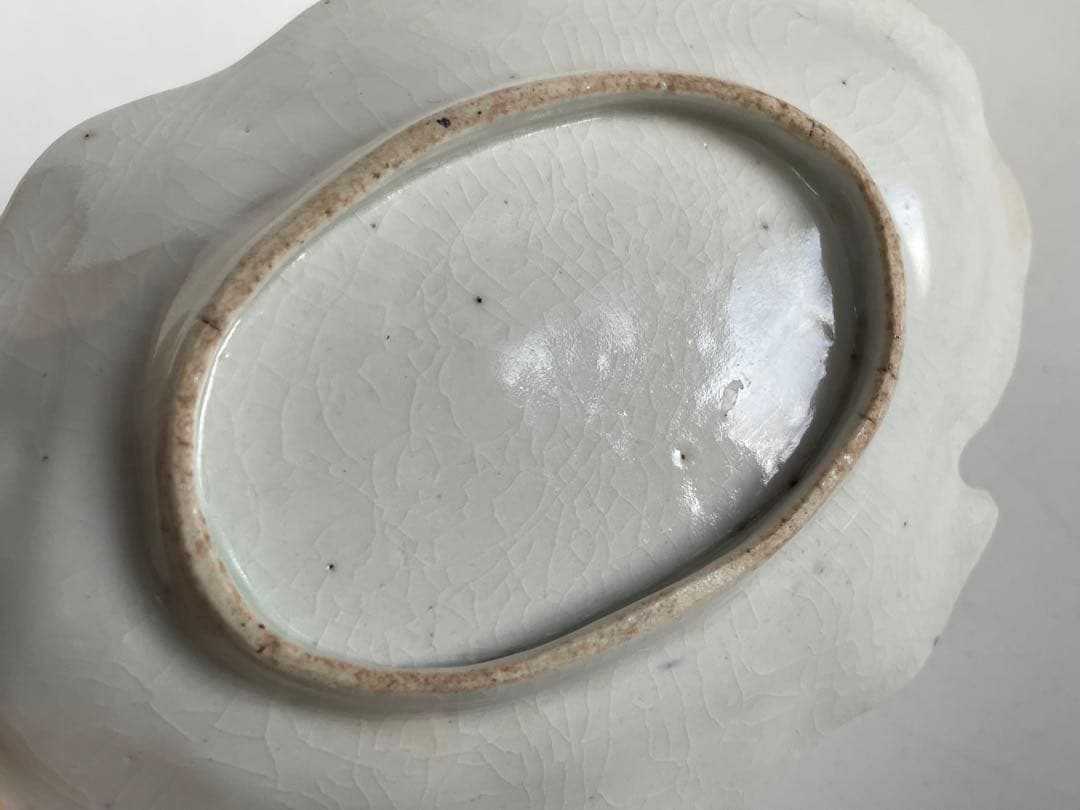 骨董　アンティーク　古九谷金銀彩　蛇籠文様　葉形　皿　変形皿　甘手