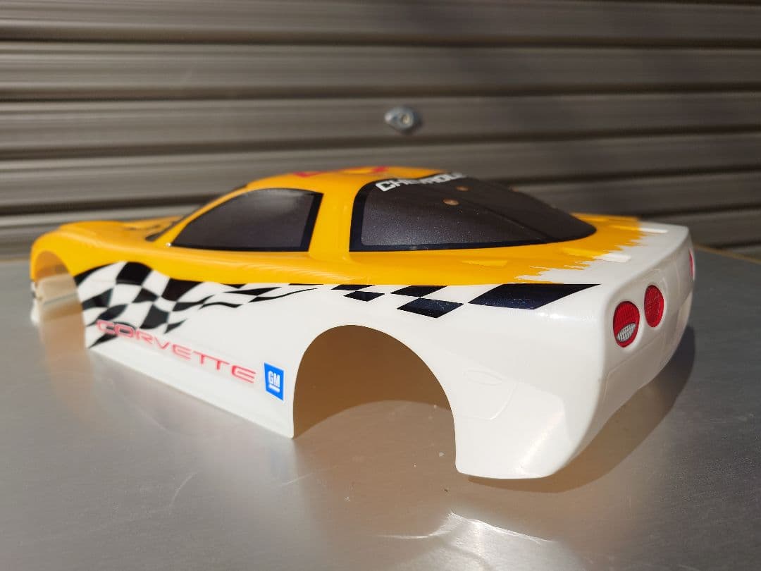 タミヤ コルベット C5-R 　1/10　ラジコン　メーカー完成スペアボディ