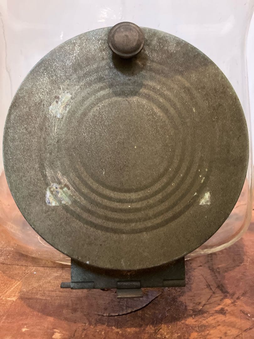 存在感抜群！アルミ開閉蓋付きの煙草陳列用ガラス瓶◇たばこ瓶◇昭和レトロ◇古道具