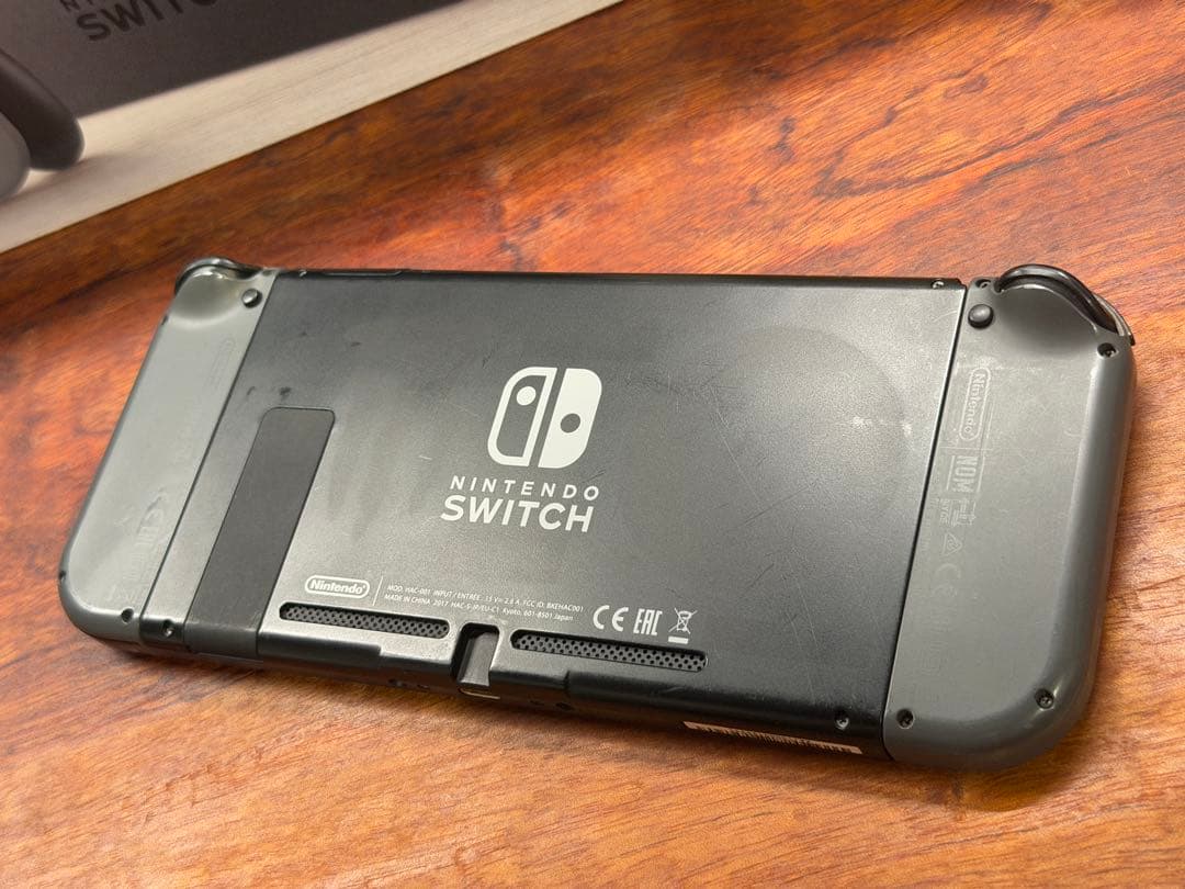 Nintendo Switch 本体 + ゲームソフト5本 おまけ多数