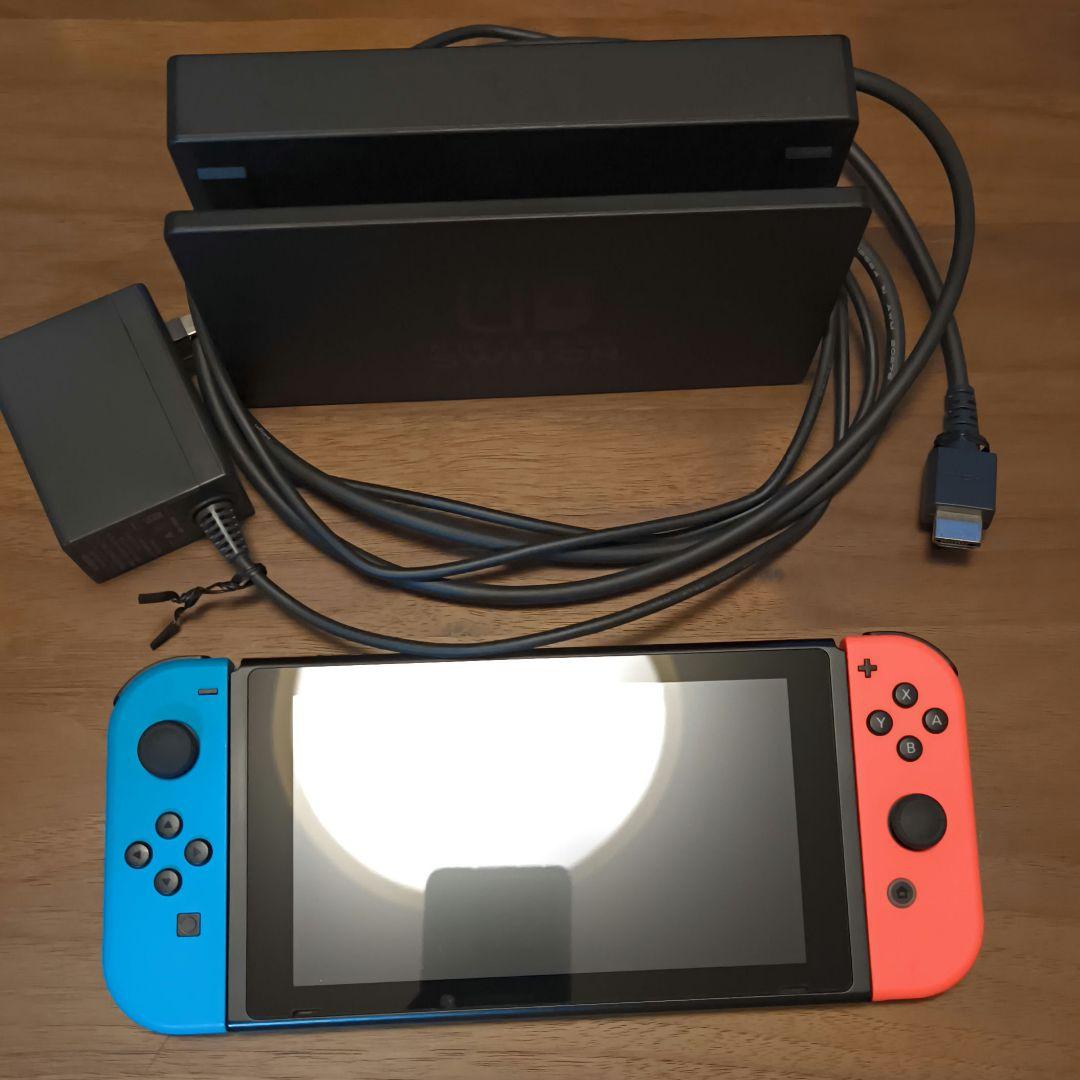 h*g様 Nintendo Switch 本体 青/赤 Joy-Con