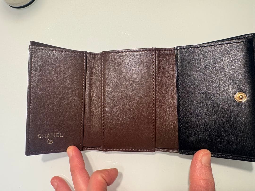 K*様 CHANEL キルティング ブラック 三つ折り財布