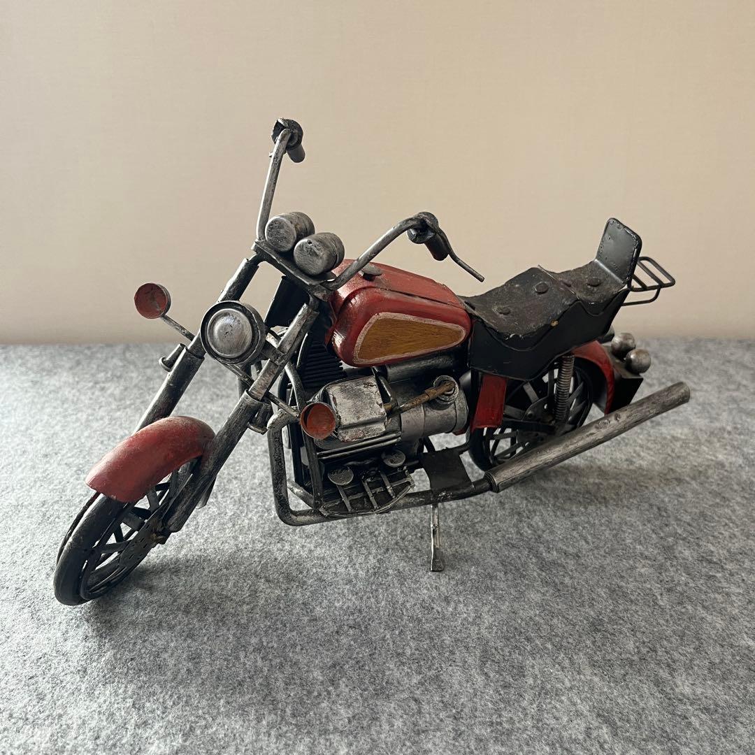 ブリキ製 ヴィンテージ風 バイク置物 インテリア レトロ 熊手 モーターサイクル