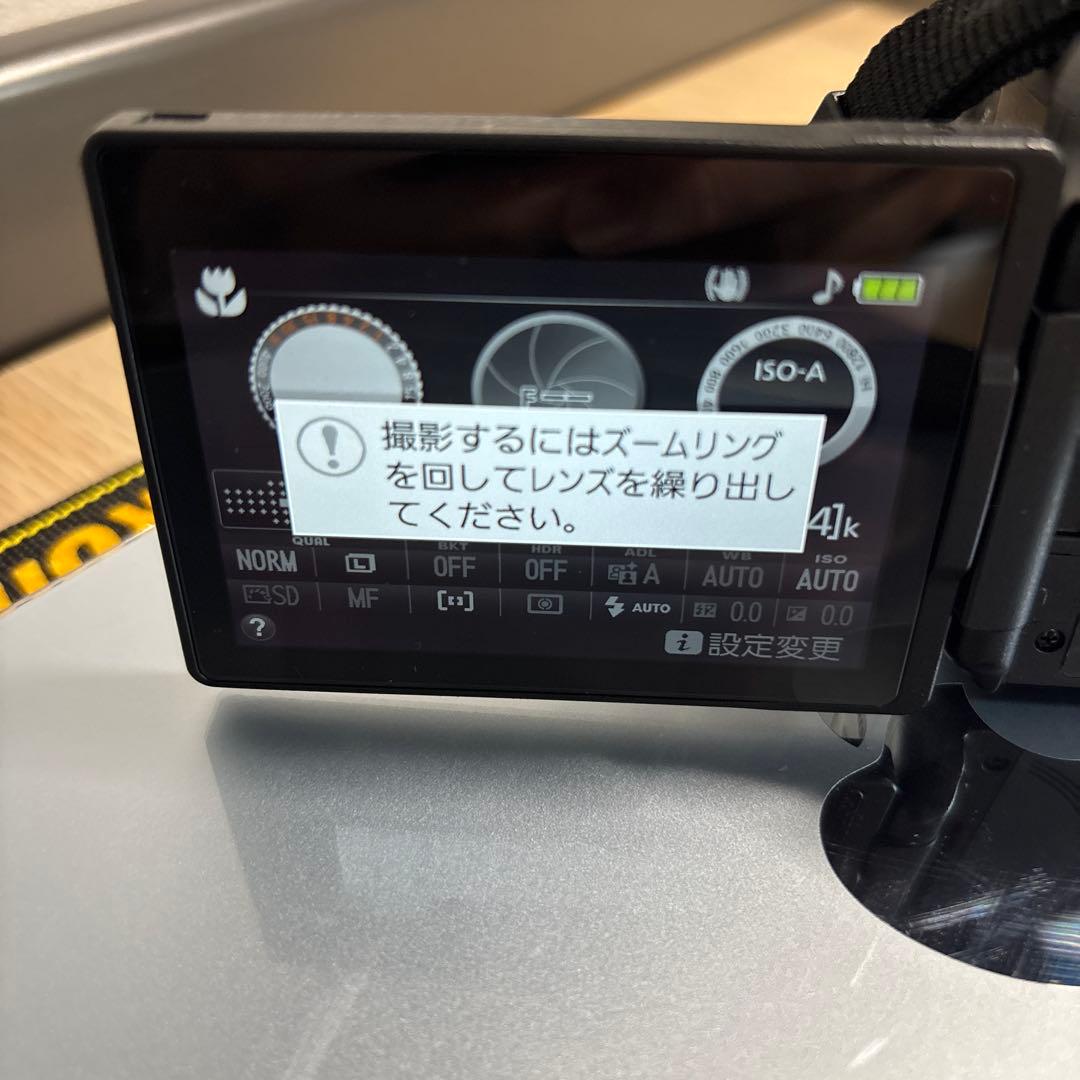 Nikon D5300 デジタル一眼レフカメラ　ダブルレンズキット