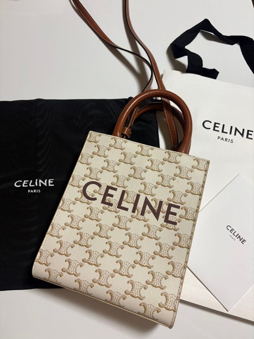 CELINE ミニ バーティカル トリオンフ キャンバス