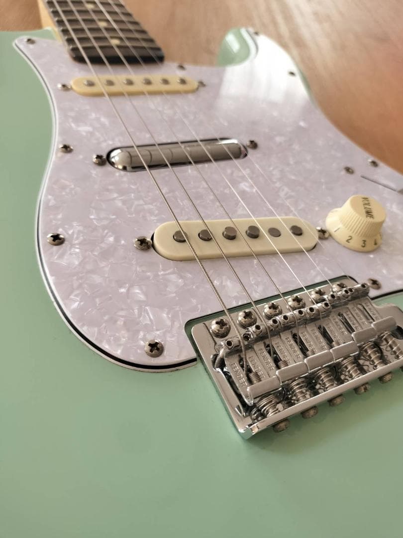 Squier VM Surf ストラトキャスター サーフグリーン ギグバッグ付