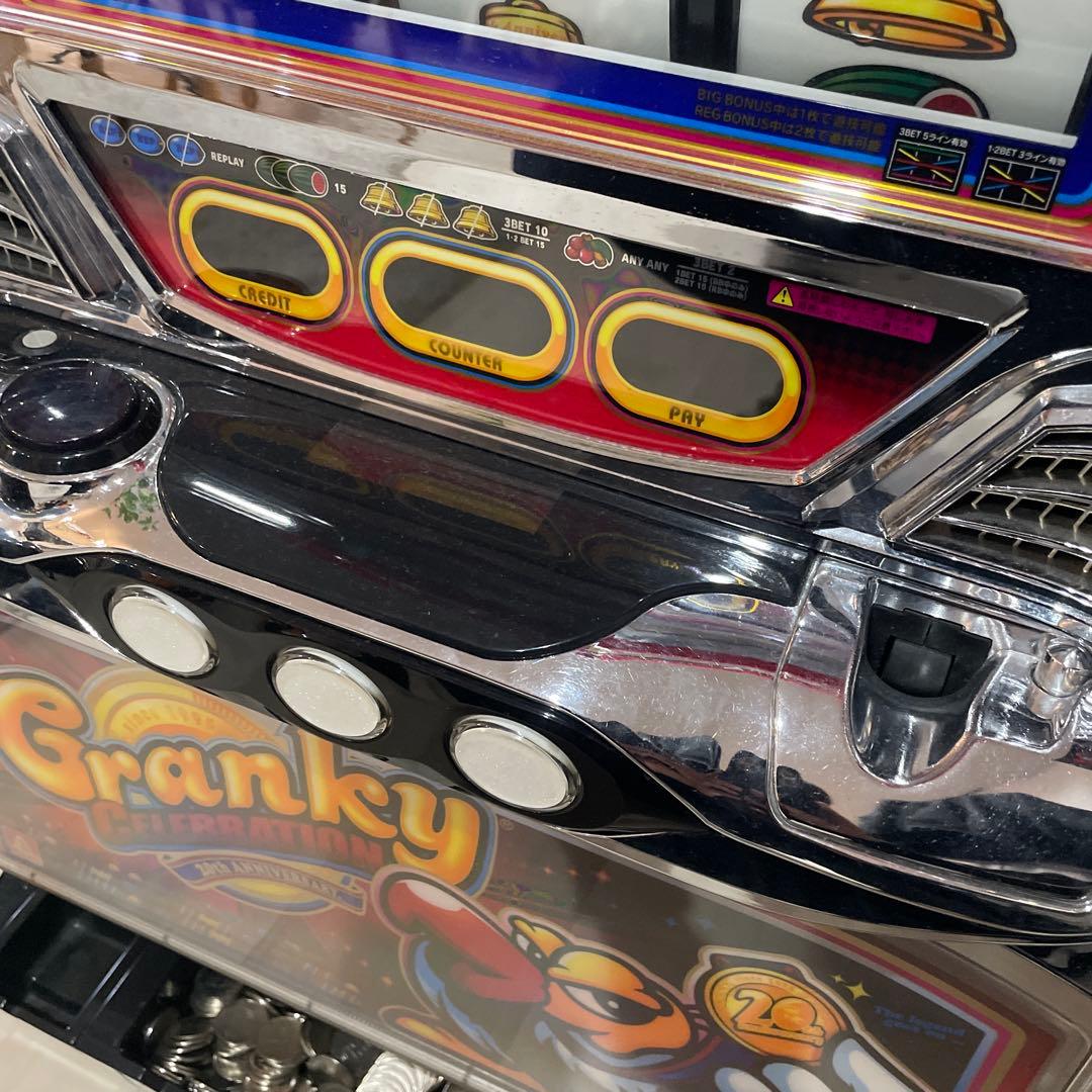 クランキーセレブレーション　機　付き