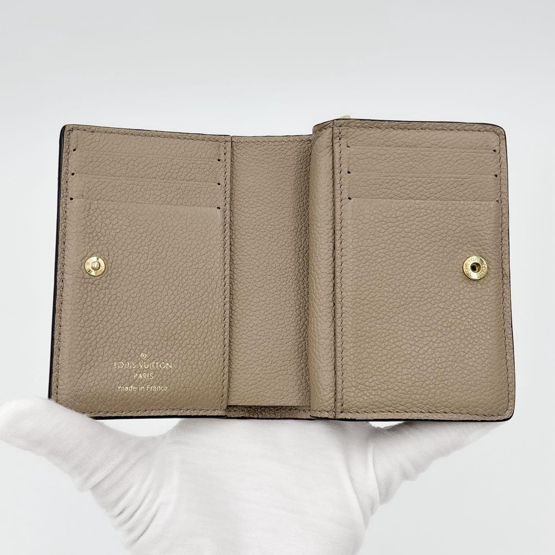 ともママ　ルイヴィトン アンプラント クレア トゥルトレール 折り財布