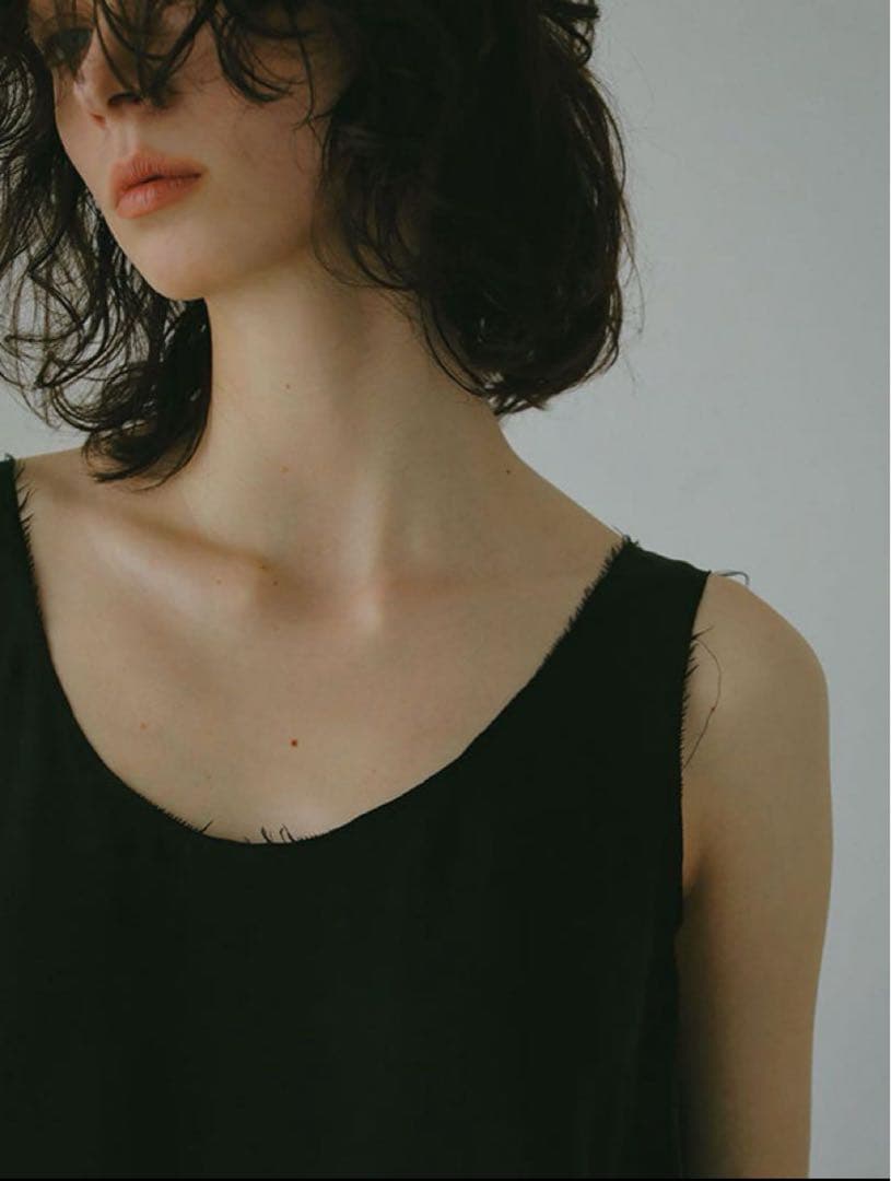 【タグあり新品✨即完売】etre tokyo カットオフキュプラタンクトップ