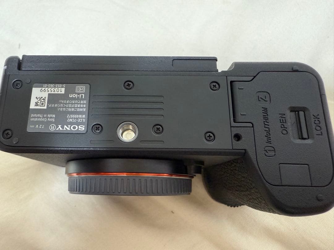 SONY α7C II ILCE-7CM2 + 純正バッテリー2個 即発送可