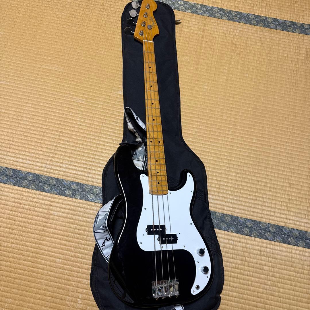 pb57 Fenderベース