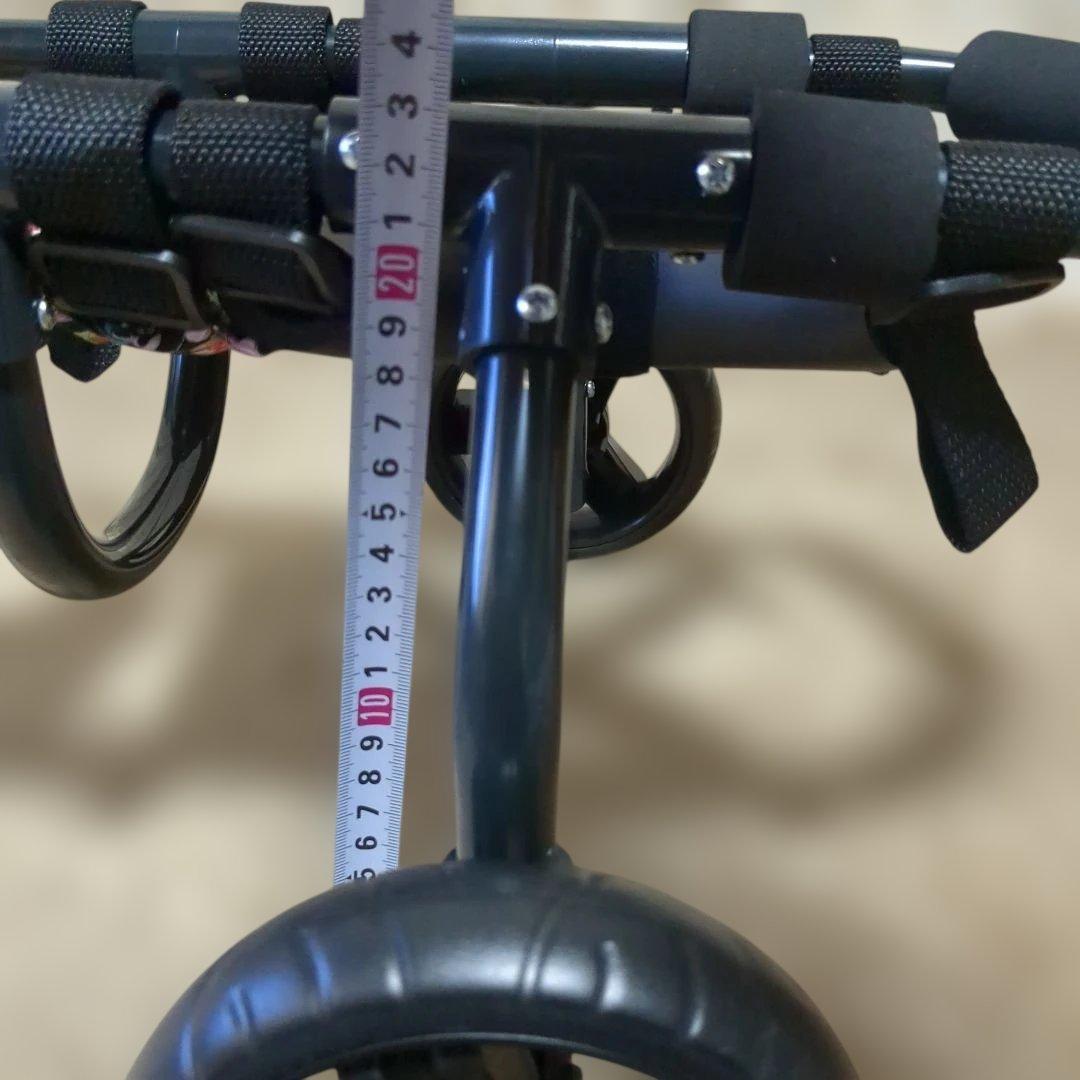 ワンちゃん4輪　リハビリ　食事補助　犬用車椅子　介護用　犬の歩行器