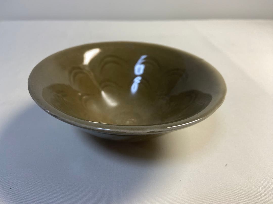 耀州窯　青磁　画花紋　送料込み1003