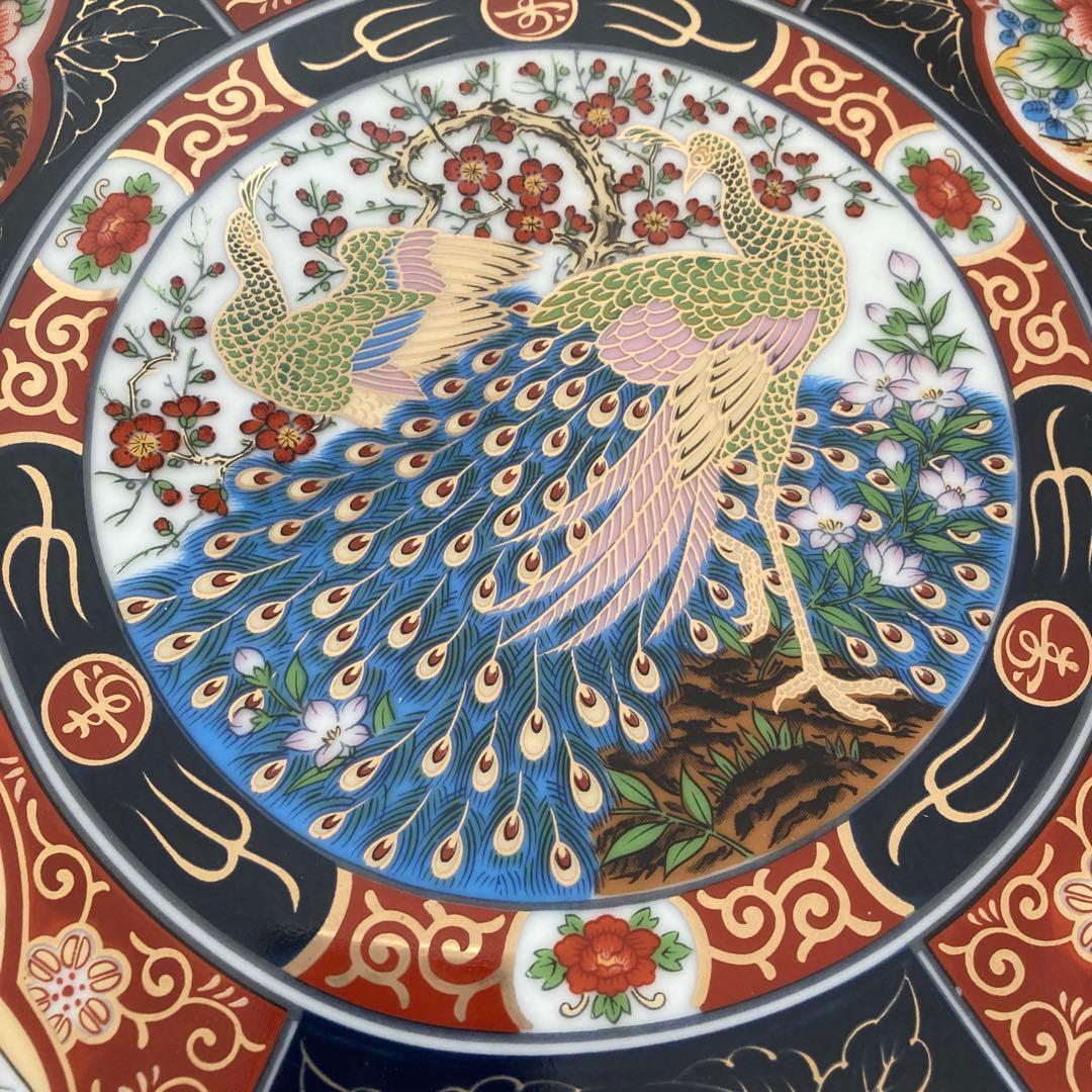 ラスト価格‼️大泉窯、伊万里錦、孔雀デザインの陶磁器皿 、桐乃木箱入り