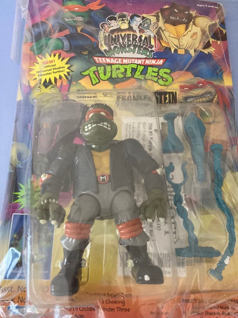 週末セール　タートルズ　ユニバーサルモンスターズ ミケランジェロ