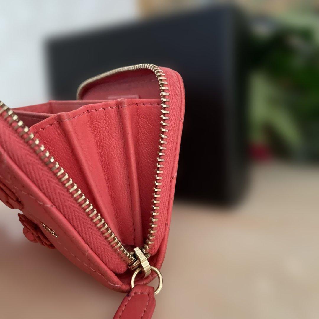 CHANELピンク キルティング ケース