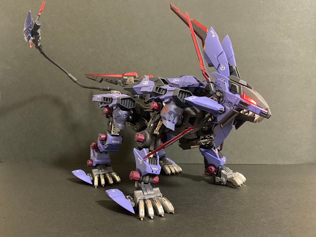 【完成品】ゾイド　hmm ライガーゼロシュナイダー