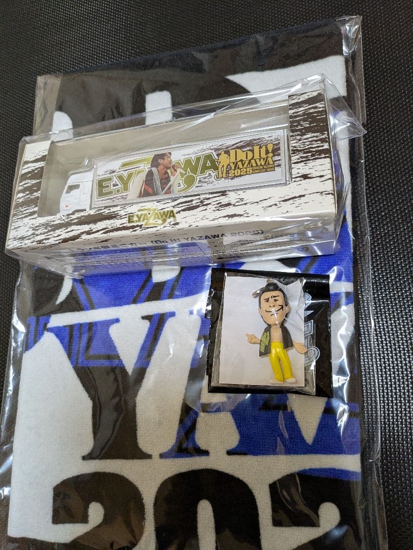 矢沢永吉2025Do It！トランポ型ミニカー＆フェイスタオル＆ガチャ 袋