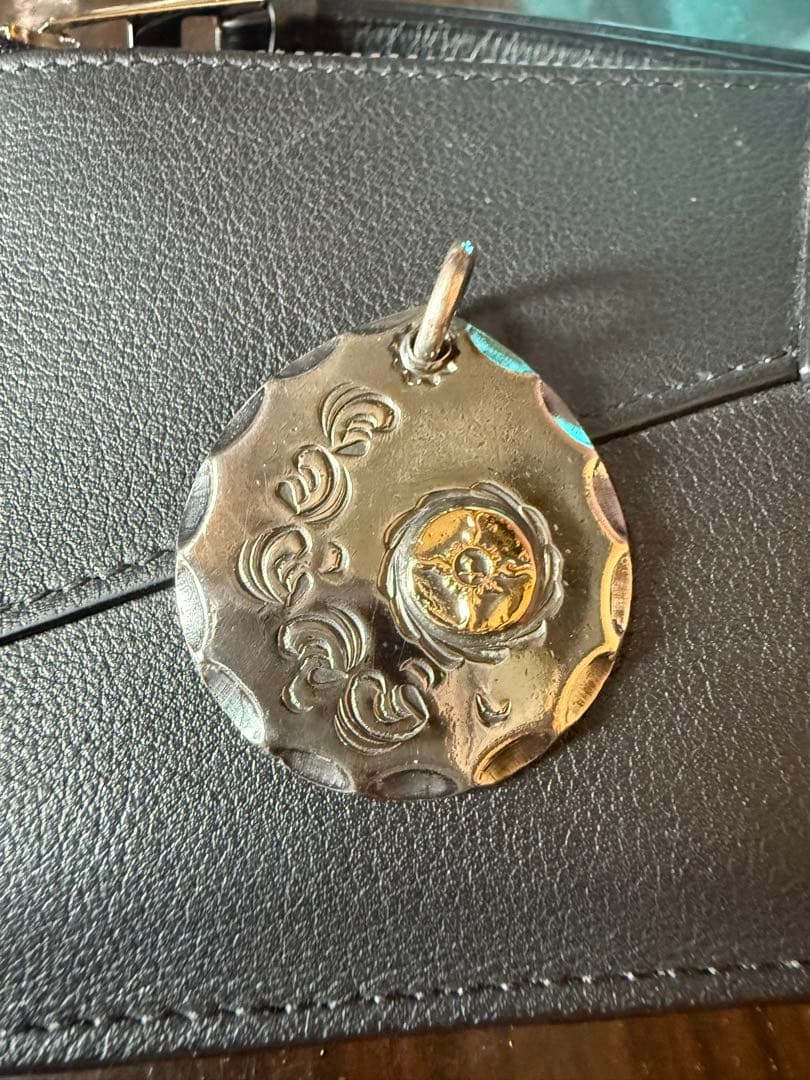 First Arrow's シルバーペンダント