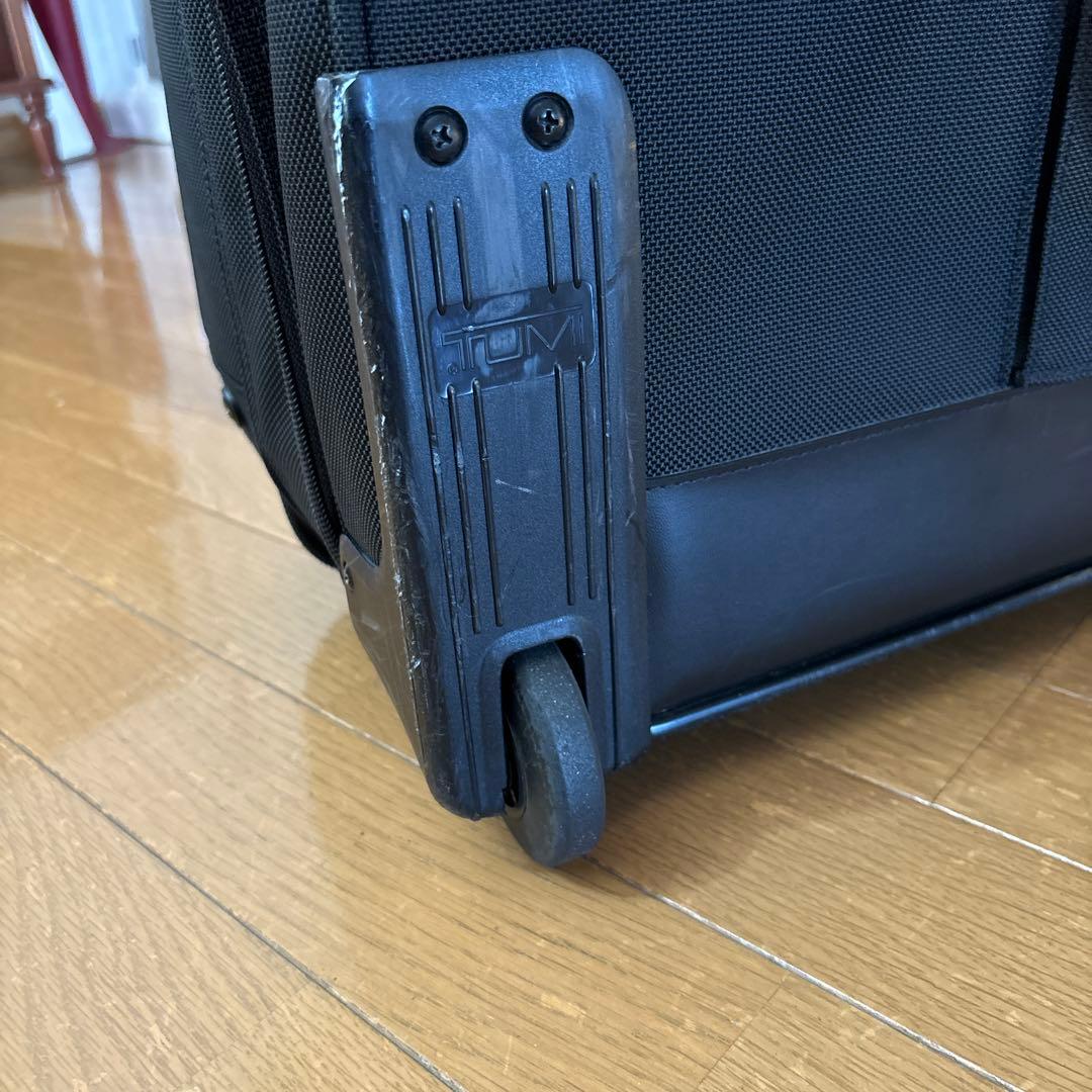 トゥミ　キャリーバッグ　廃盤　２輪　横型