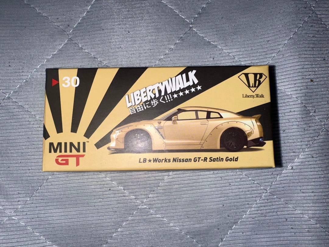 ミニカー MINI GT LB WORKS NISSAN GT-R R35 gold