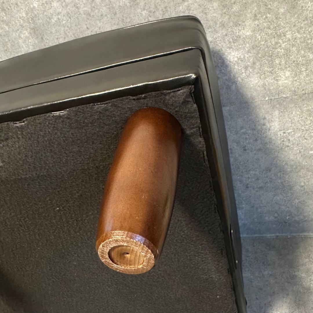 カリモク60 オットマン　ブラック　21年製