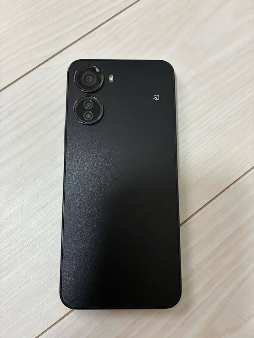 【美品】Liberia 5G Ⅳ スマートフォン本体 ブラック ①