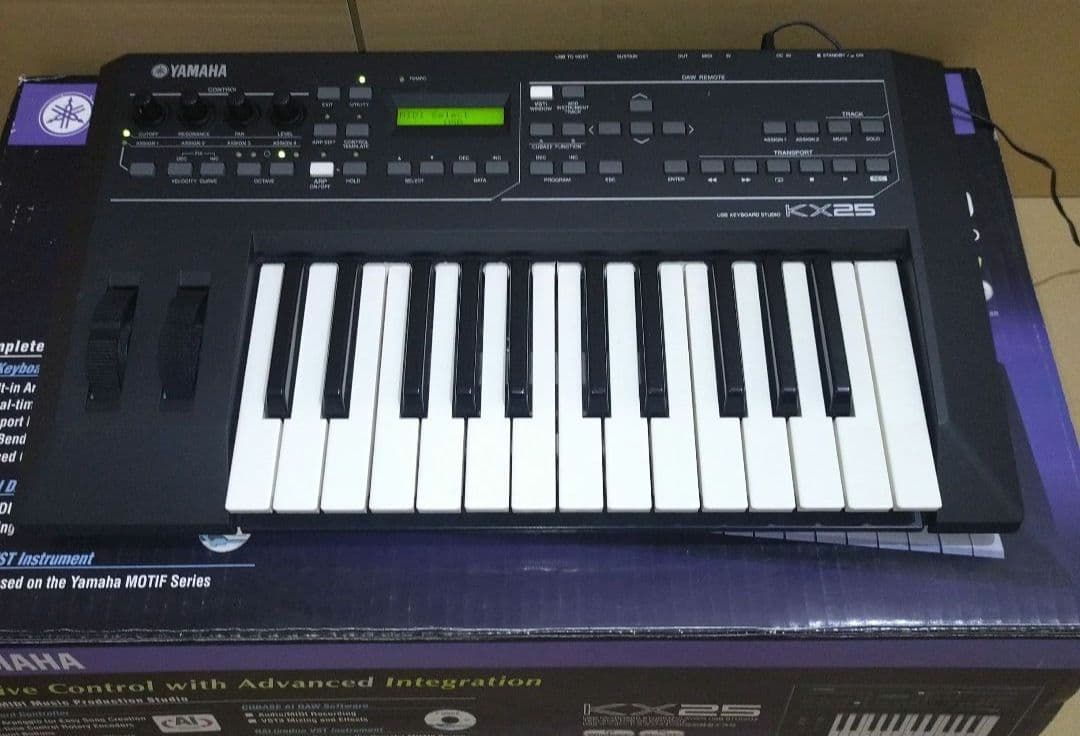 動作未確認 YAMAHA KX25