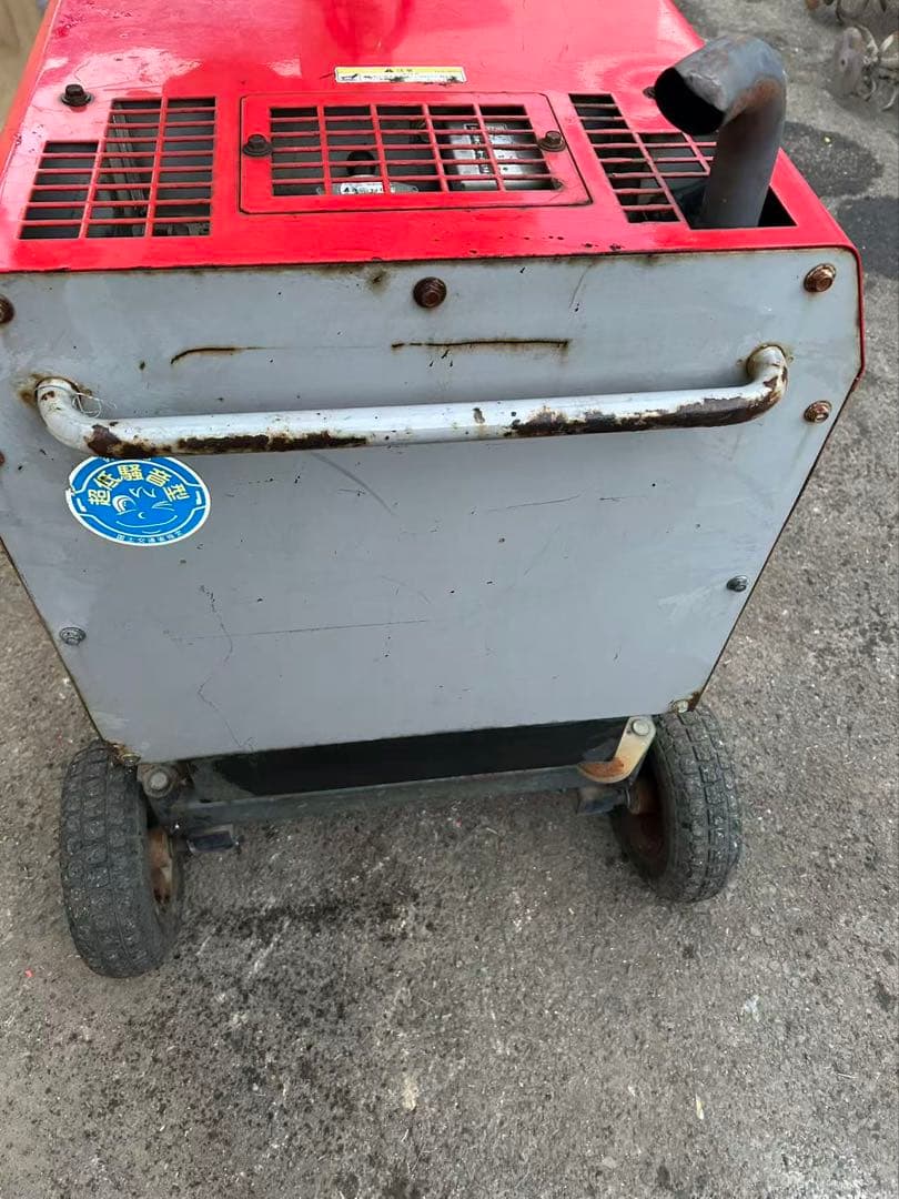 IDG3100M ディーゼル発電機　投光器付き動画あり （B872)