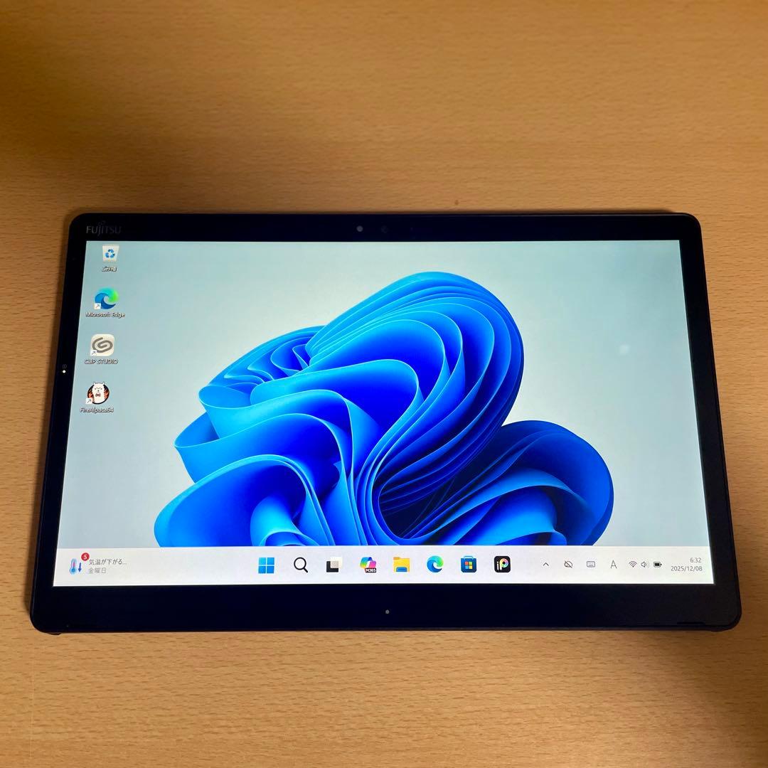 ◇富士通 ワコム i3 大画面13.3型 筆圧4,096段階 お絵描きタブレット