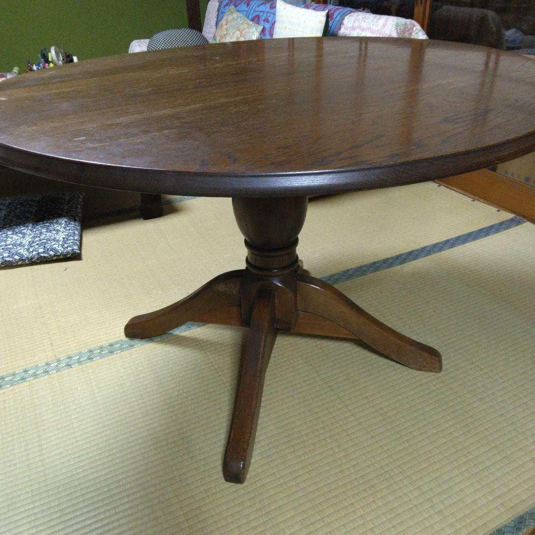 木製丸テーブル