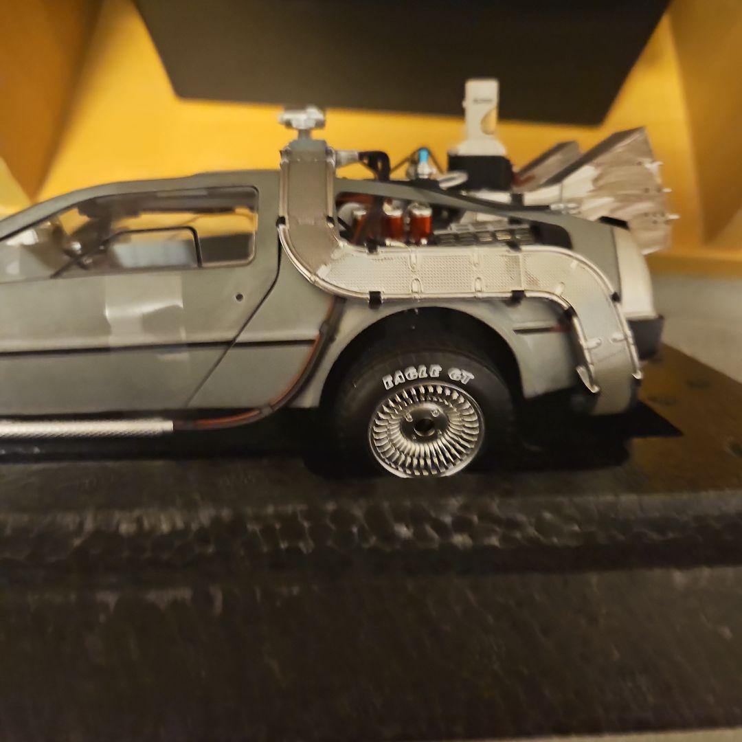 1/18 ホットウィール バックトゥザフューチャー