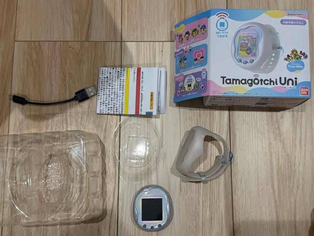 Tamagotchi Uni ホワイト