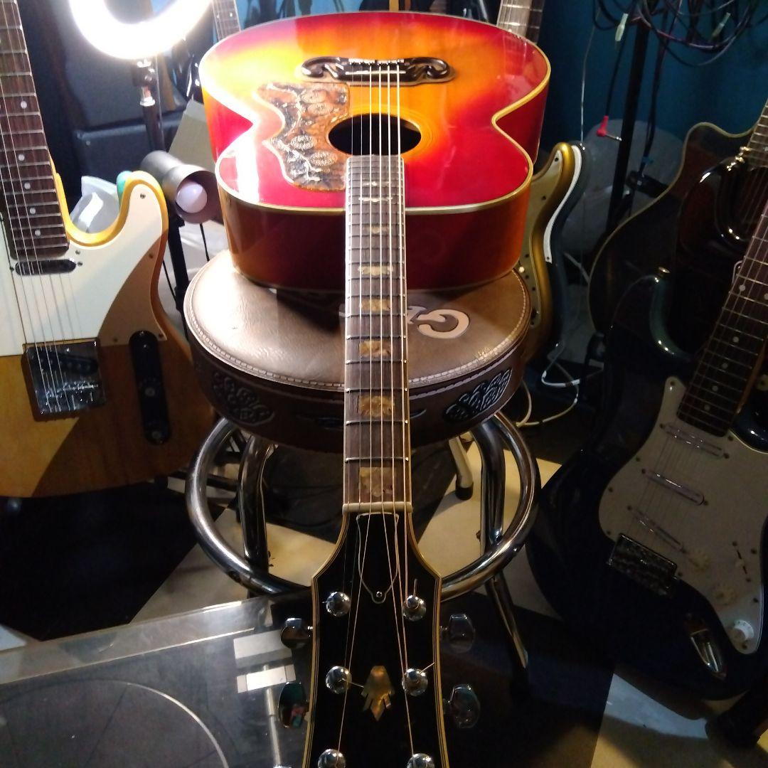 アコースティックギター …j-200タイプ。Morales