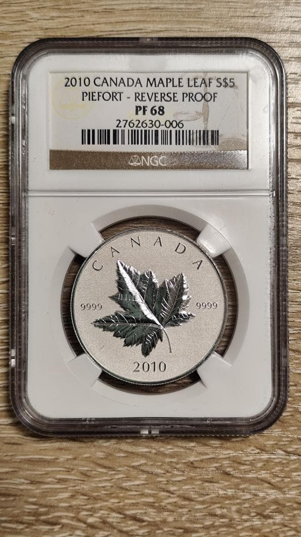 ソ*ラ様 NGC PF68☆2010 カナダ メイプルリーフ ピエフォー 5ドル