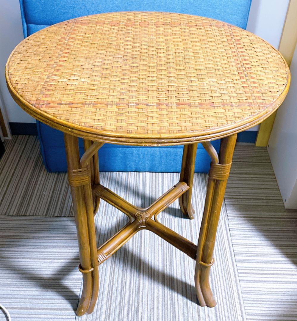 Michiko ラタン 丸テーブル とアスプルンド スツール セット