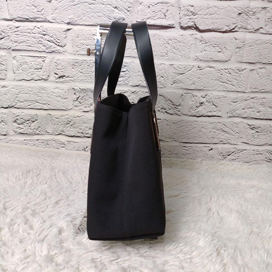 美品■Salvatore Ferragamo ハンドバッグ ブラック 人気モデル