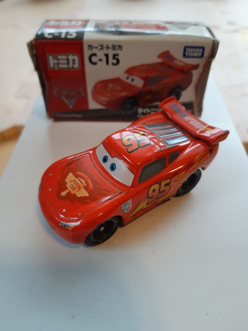 トミカカーズ28個セットNo.1