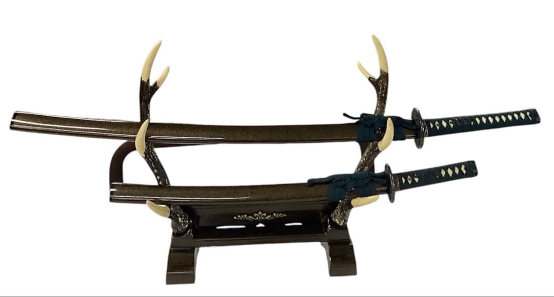 居合刀(模造刀) 天然鹿の角刀掛け台