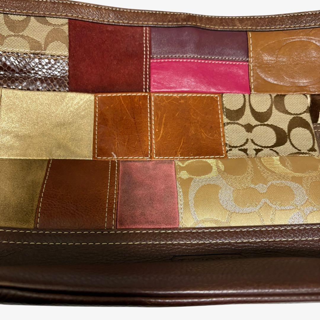 コーチ　ショルダーバッグ　パッチワーク　シグネチャー　ホーボー　ソーホー