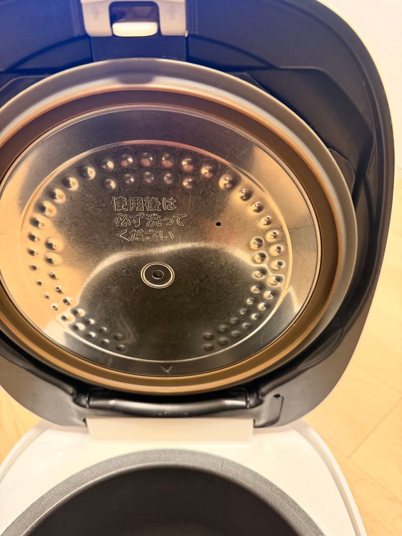 TOSHIBA IH炊飯器 RC-１８VRP ホワイト【中古】