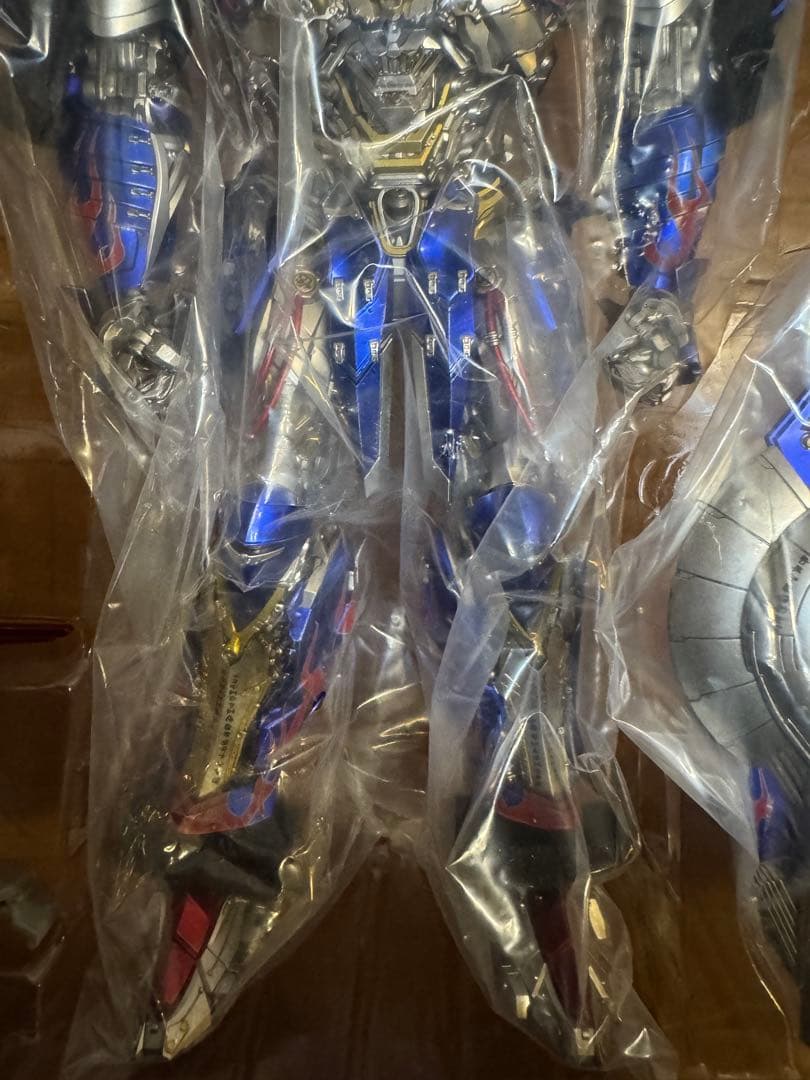 美品 DLX オプティマスプライム 最後の騎士王 threezero スリーゼロ